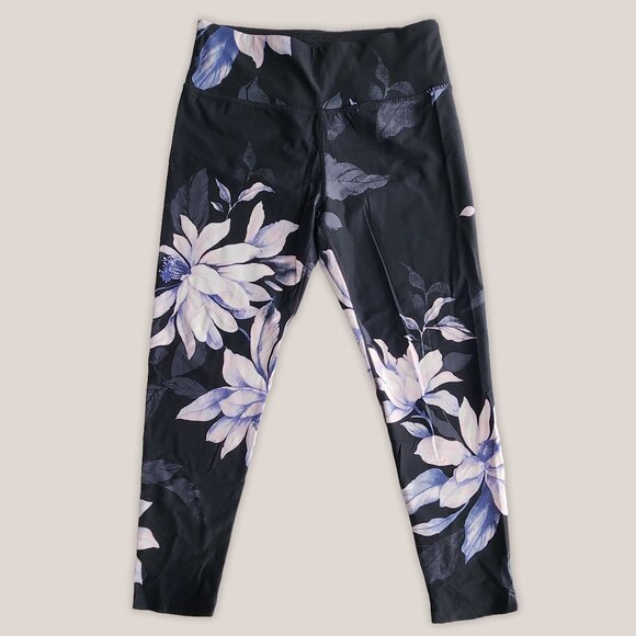 Calvin Klein Performance Pants - Calvin Klein Performance Floral Leggings, Flowers Black Cropped Pants